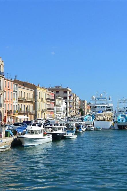 Canal de Sète pres du Restaurant O'33 à Nissan lez Enserune