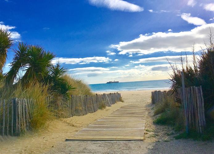 Plage du Cap d'Agde pres du Restaurant O'33
