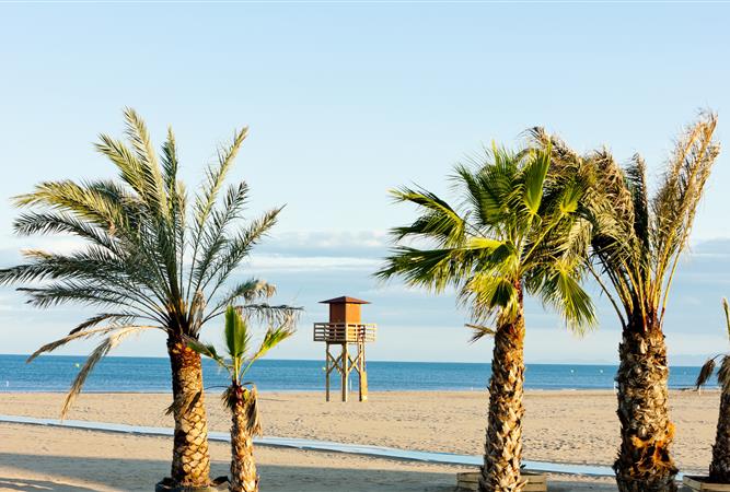 Narbonne-Plage à promixité du Restaurant O'33 Nissan lez Enserune