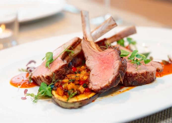 Souris d'agneau restaurant Nissan Lez Enserune - Restaurant O'33 Logis de France